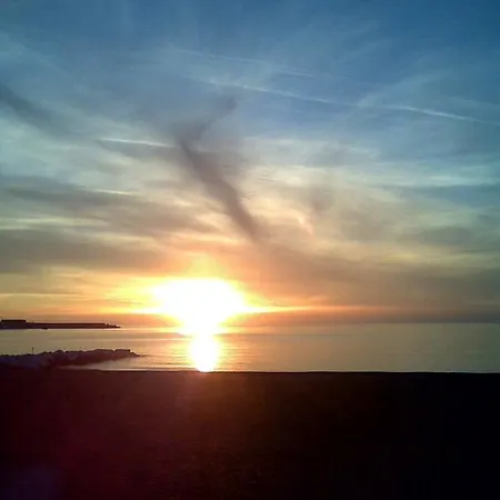 Appartamento Fronte Spiaggia Cavi di Lavagna Exterior photo